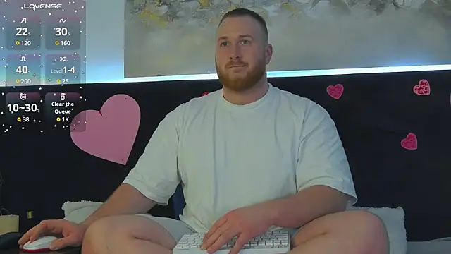 Snapshot of RoddyStill chatting on 02-10-25, 01:22 RoddyStill online show from 02-10-25, 01:22