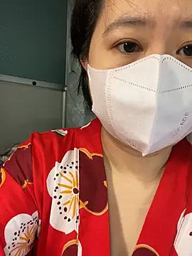 ninini92 online show from 12-31-24, 01:08