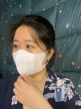 ninini92 online show from 01-28-25, 01:38