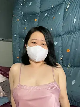 ninini92 online show from 02-24-25, 01:10