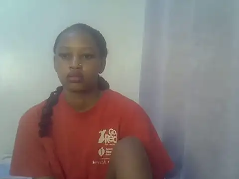 Snapshot of Sweet_Vinkah chatting on 01-10-26, 06:09 Sweet Vinkah online show from 01-10-26, 06:09