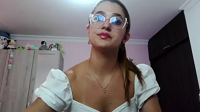 caroline jonson online show from 01-09-25, 07:08