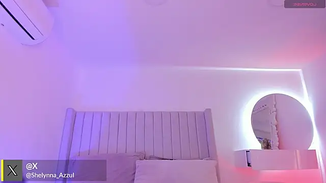 Snapshot of Shelynna_azzul chatting on 09-29-25, 08:02 Shelynna azzul online show from 09-29-25, 08:02