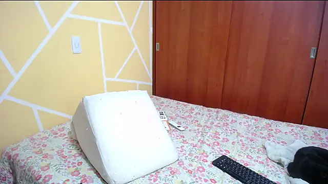 Snapshot of CrazyDirty_Barbarian chatting on 03-08-25, 02:51 CrazyDirty Barbarian online show from 03-08-25, 02:51