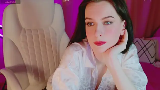 AndreaAshton online show from 12-16-24, 05:22