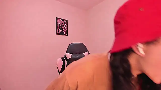 valent 27 online show from 02-13-26, 09:44