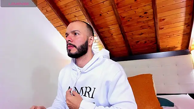 Tom Bailey online show from 10-10-25, 12:59