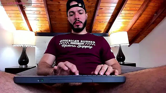 Tom Bailey online show from 01-18-26, 01:04