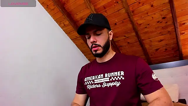 Tom Bailey online show from 02-21-26, 01:01