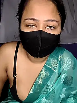 Snapshot of priya__angel chatting on 10-05-25, 03:05 priya  angel online show from 10-05-25, 03:05