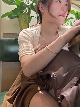 Emily 9xx online show from 03-18-25, 08:47