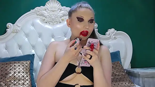 Snapshot of ArielBurn chatting on 09-09-25, 08:41 ArielBurn online show from 09-09-25, 08:41