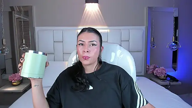 JessyEvans online show from 10-21-25, 07:36