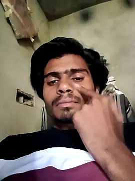 Snapshot of Yasha_14C_Creator chatting on 10-15-25, 03:17 Yasha 14C Creator online show from 10-15-25, 03:17