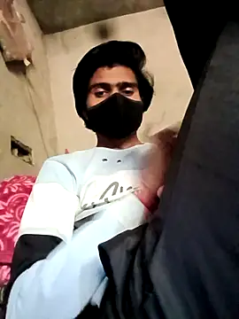 Snapshot of Yasha_14C_Creator chatting on 11-10-25, 06:12 Yasha 14C Creator online show from 11-10-25, 06:12