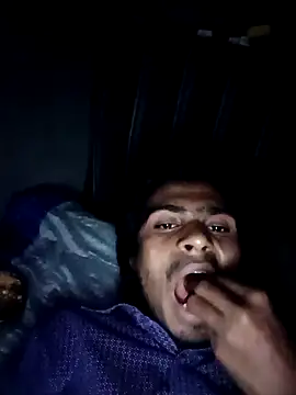 Snapshot of Yasha_14C_Creator chatting on 11-29-25, 05:38 Yasha 14C Creator online show from 11-29-25, 05:38