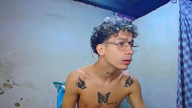 Snapshot of mateodeamjo chatting on 07-30-26, 04:22 mateodeamjo online show from 07-30-26, 04:22