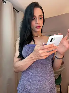 Snapshot of Valermodel chatting on 02-02-25, 01:23 Valermodel online show from 02-02-25, 01:23