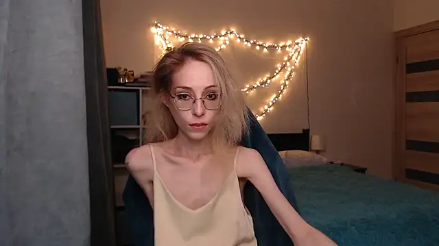 amber quell here online show from 01-16-25, 03:13