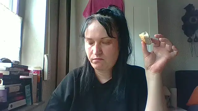  squirty cum lady  online show from 06-14-26, 07:10