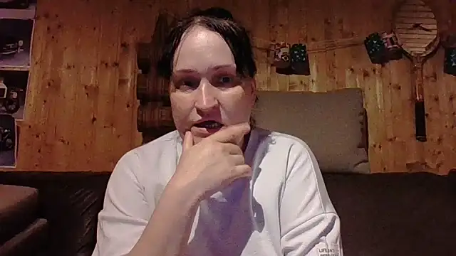  squirty cum lady  online show from 06-27-26, 01:17