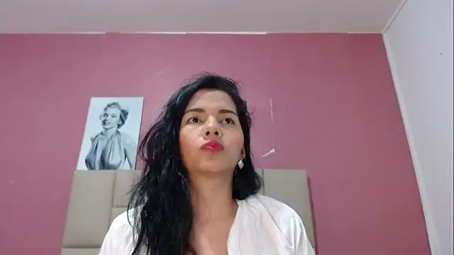 Amelia Debora Antonella online show from 01-30-25, 12:37