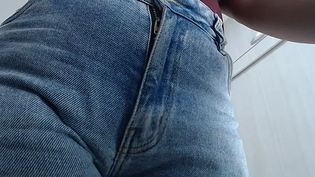 Amelia Debora Antonella online show from 11-14-25, 02:27