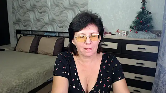 Snapshot of VitaCharm chatting on 01-17-25, 09:06 VitaCharm online show from 01-17-25, 09:06