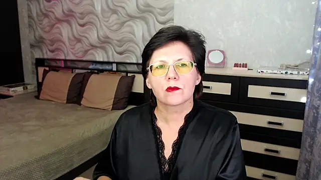 Snapshot of VitaCharm chatting on 03-17-25, 08:30 VitaCharm online show from 03-17-25, 08:30