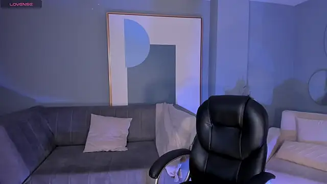 AllyJensen online show from 03-10-25, 10:59