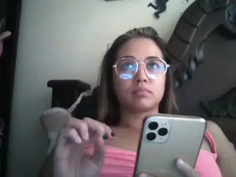 trianabell online show from 02-26-25, 09:16