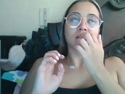 trianabell online show from 03-18-25, 04:59