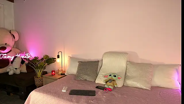 TamyHoney online show from 06-12-26, 01:59