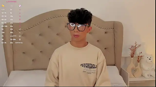 Snapshot of FabianPriince chatting on 01-11-25, 04:03 FabianPriince online show from 01-11-25, 04:03