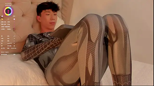 Snapshot of FabianPriince chatting on 02-22-25, 10:31 FabianPriince online show from 02-22-25, 10:31