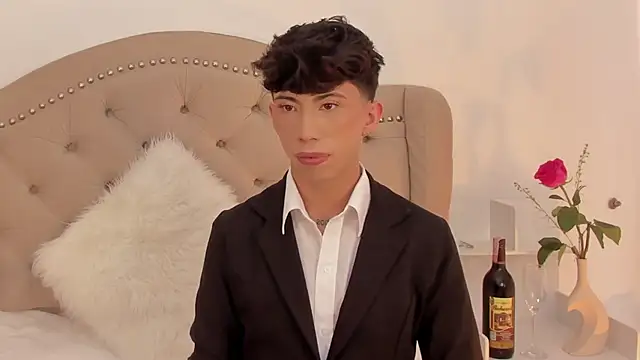 Snapshot of FabianPriince chatting on 03-21-25, 06:40 FabianPriince online show from 03-21-25, 06:40