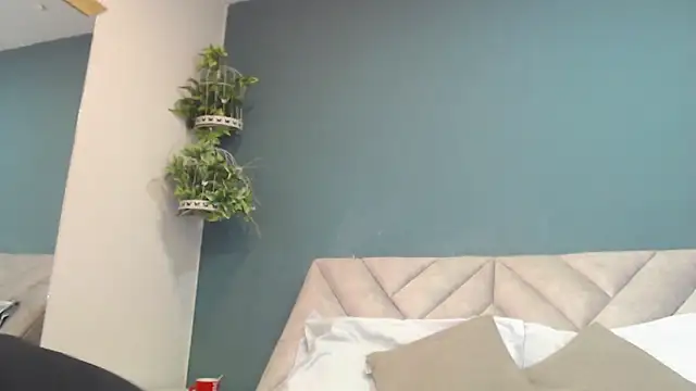 SharisWillian online show from 11-13-25, 03:38