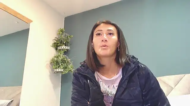 SharisWillian online show from 01-16-26, 03:54