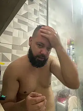 Snapshot of baruel-10 chatting on 03-09-26, 04:22 baruel-10 online show from 03-09-26, 04:22