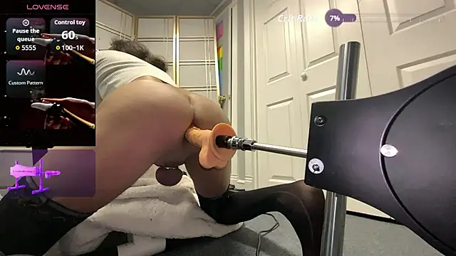 Snapshot of sissysylvia chatting on 02-19-26, 09:44 sissysylvia online show from 02-19-26, 09:44