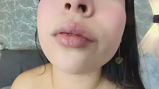 mia roux13 online show from 02-02-25, 10:06