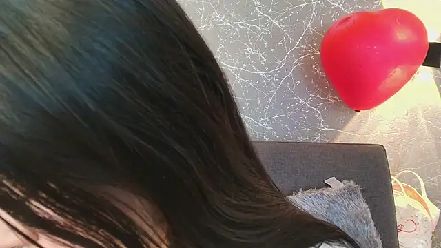 mia roux13 online show from 02-18-25, 10:03