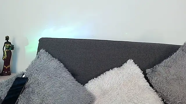mia roux13 online show from 09-26-25, 06:12