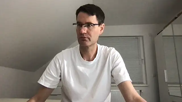 zxzx cam1 online show from 11-14-25, 06:28