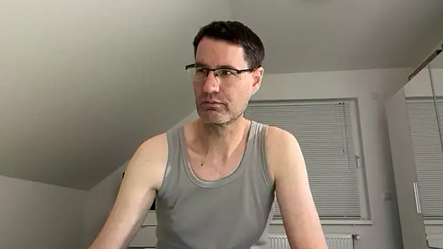 zxzx cam1 online show from 02-08-26, 06:00