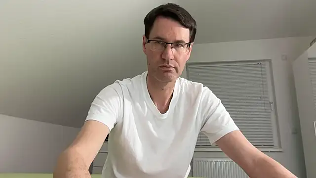 zxzx cam1 online show from 03-17-26, 04:10