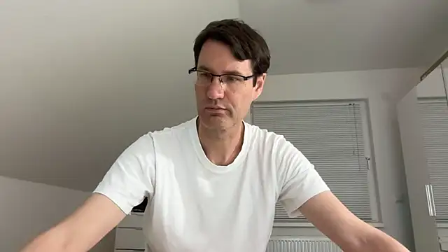 zxzx cam1 online show from 04-21-26, 03:39