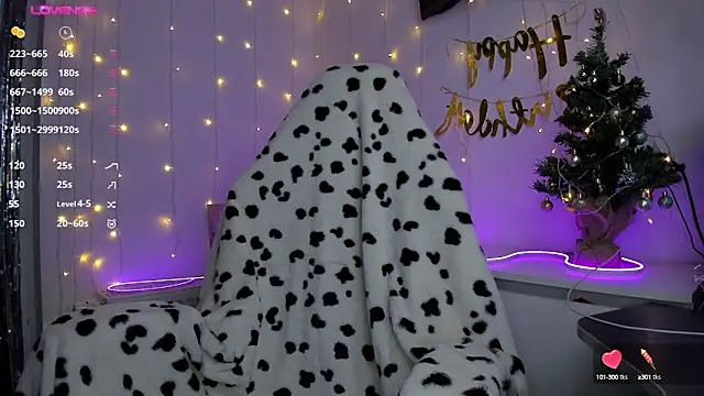 HANNA MONTANAS online show from 12-30-24, 01:14