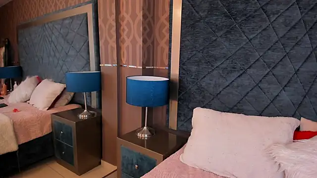 AdelaineBest online show from 02-04-25, 04:26