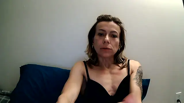 anechka1 online show from 06-19-26, 01:43